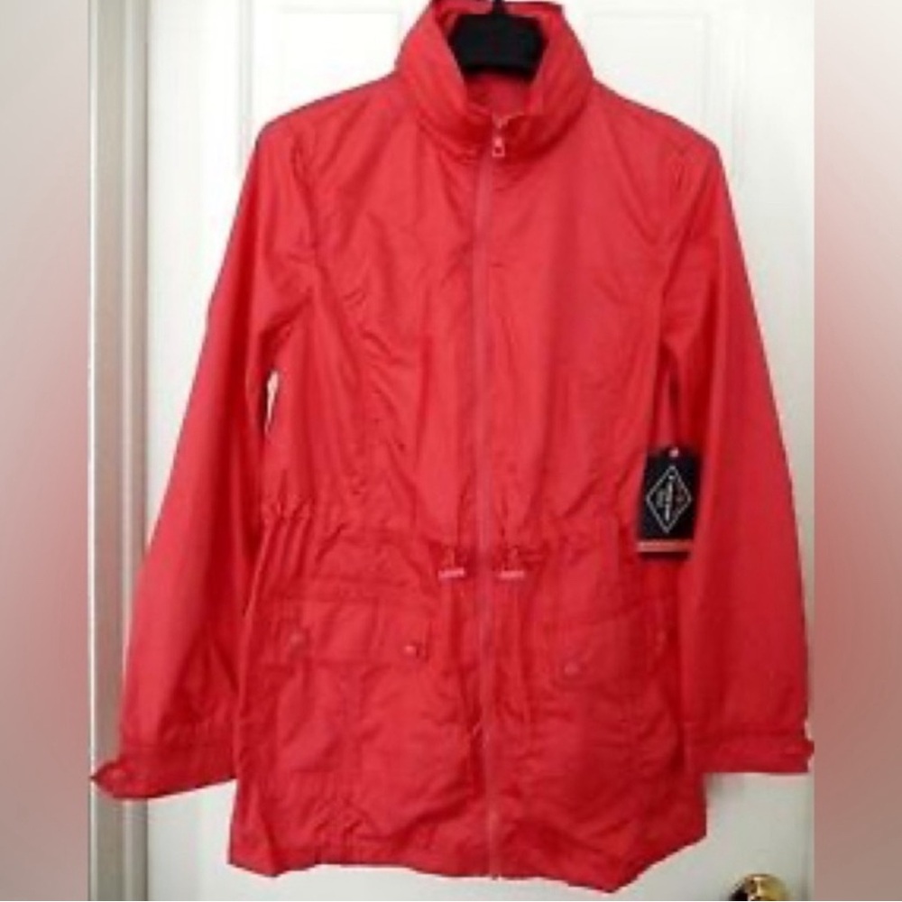 St. Johns Bay Women’s Medium Red Packable Light Weight Rain Jacket